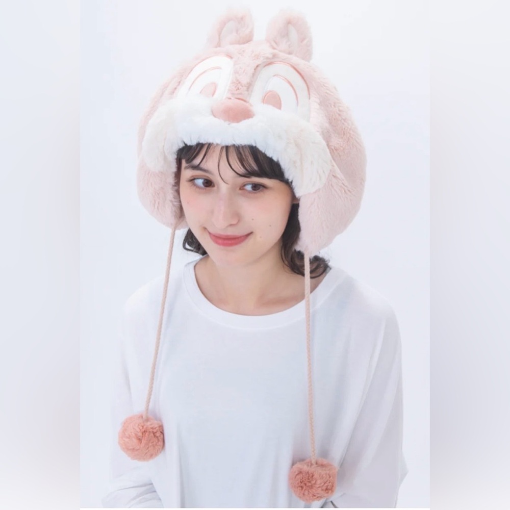 Tokyo Disney Resort Chip Fluffy Plush Fan Adult Cap - Picture 3 of 4